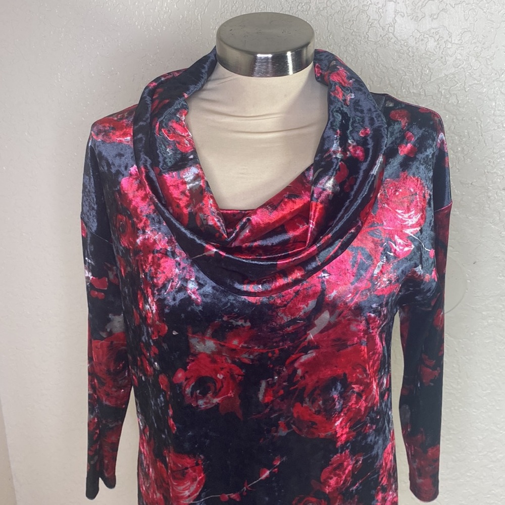 Lynn Ritchie blouse - Picture 2 of 8